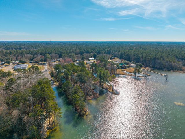 627 Lakeside Drive, Moncks Corner, SC 29461