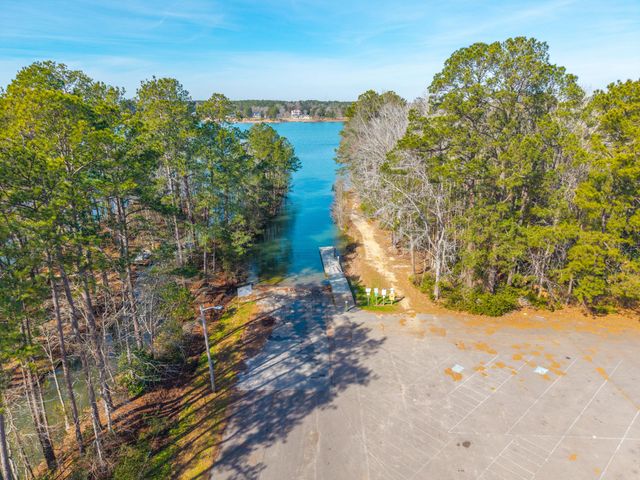 627 Lakeside Drive, Moncks Corner, SC 29461