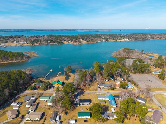 627 Lakeside Drive, Moncks Corner, SC 29461