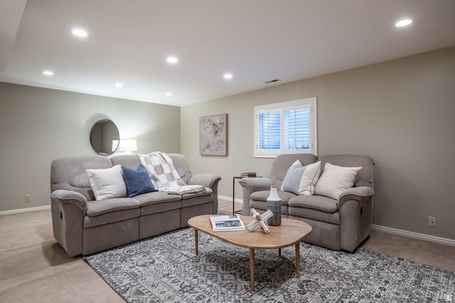 2390 E BERNADINE DR, Salt Lake City, UT 84109