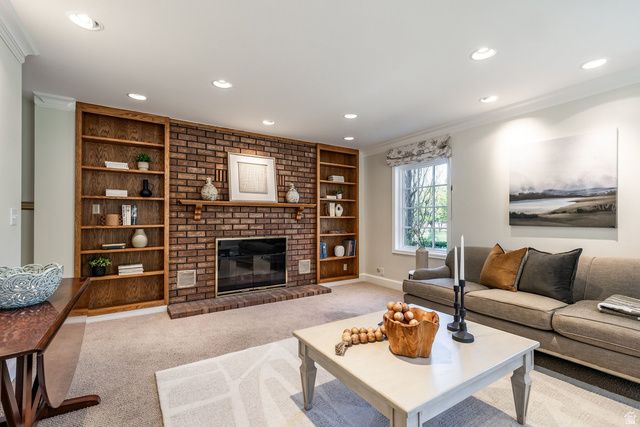 2390 E BERNADINE DR, Salt Lake City, UT 84109