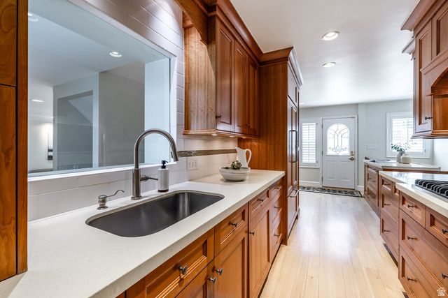 2390 E BERNADINE DR, Salt Lake City, UT 84109