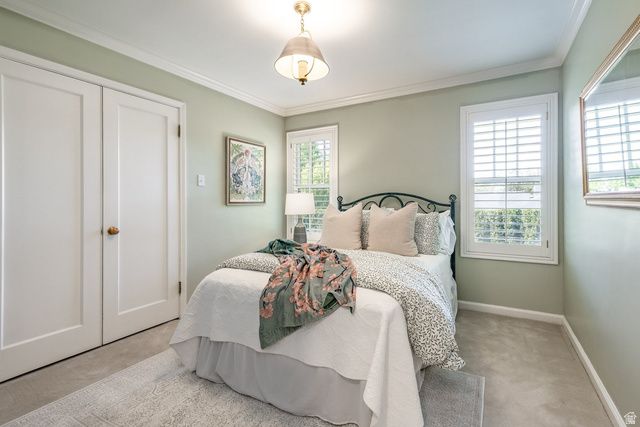 2390 E BERNADINE DR, Salt Lake City, UT 84109