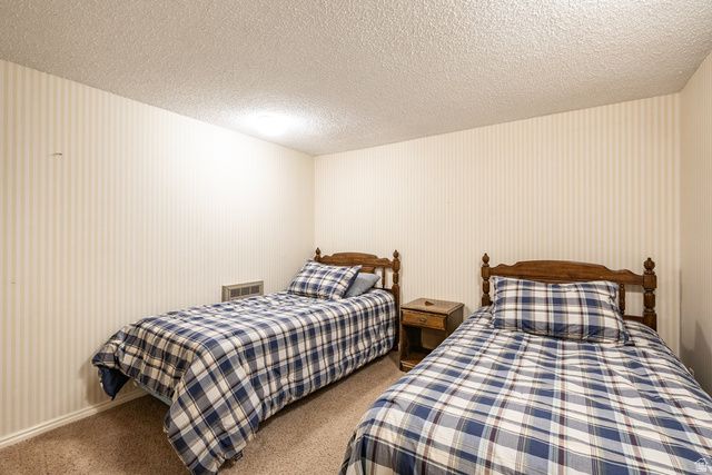 2390 E BERNADINE DR, Salt Lake City, UT 84109