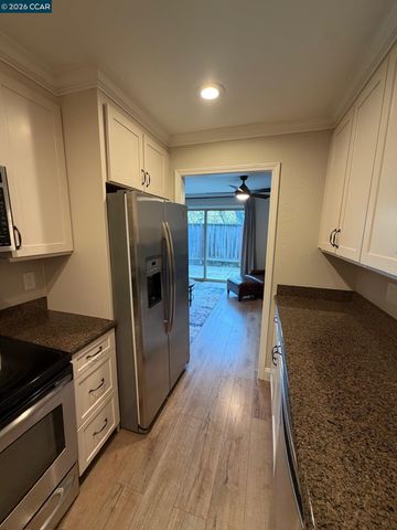 1827 Holland Dr, Walnut Creek, CA 94597