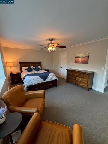 1827 Holland Dr, Walnut Creek, CA 94597