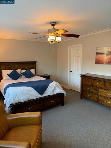 1827 Holland Dr, Walnut Creek, CA 94597