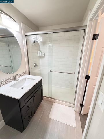 1827 Holland Dr, Walnut Creek, CA 94597