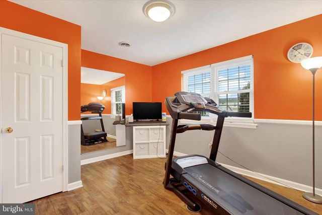 2790 BUTTERNUT LN, York, PA 17408