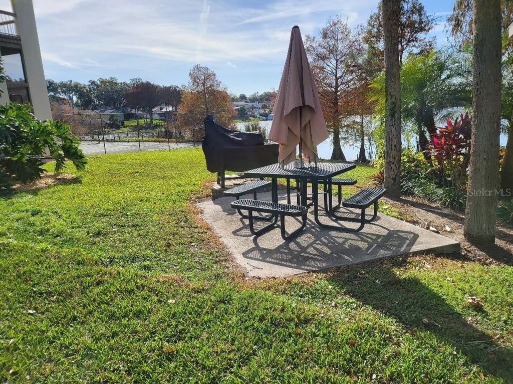 Image 25 of property listing at 550 ORANGE DRIVE 1, Altamonte Springs, FL 32701