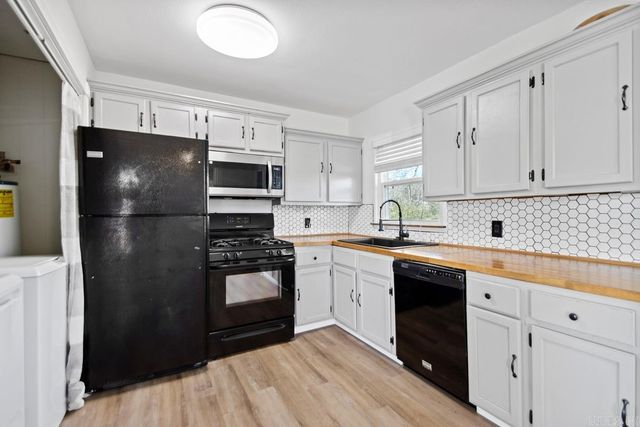 152 Border Circle, Benton, AR 72015