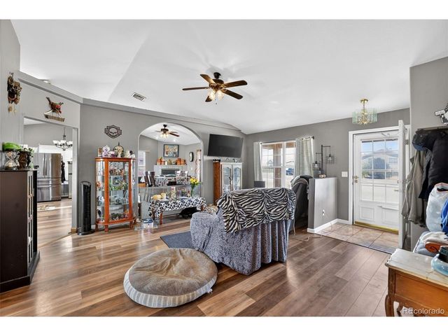 971 S Los Charros Dr, Pueblo, CO 81007