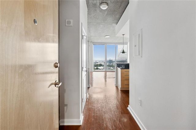 3324 Peachtree Road NE 2304, Atlanta, GA 30326