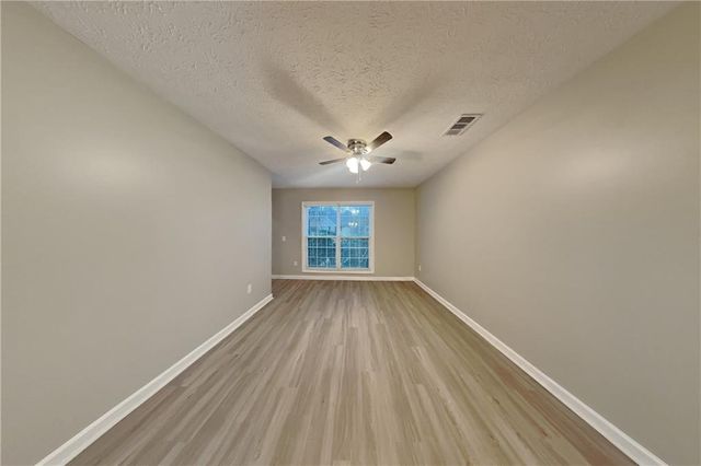 1464 Claredon Drive, Lawrenceville, GA 30043