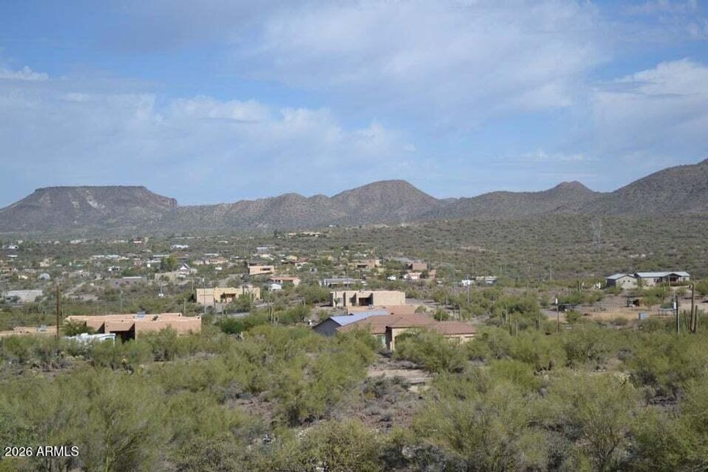 2417 W Lazy G Ranch Road B, New River, AZ 85087 — exterior