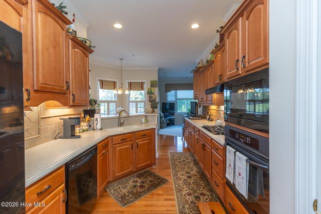 122 Belmont Court, Southern Pines, NC 28387
