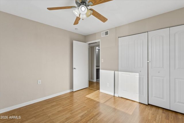 3301 E EARLL Drive 223, Phoenix, AZ 85018