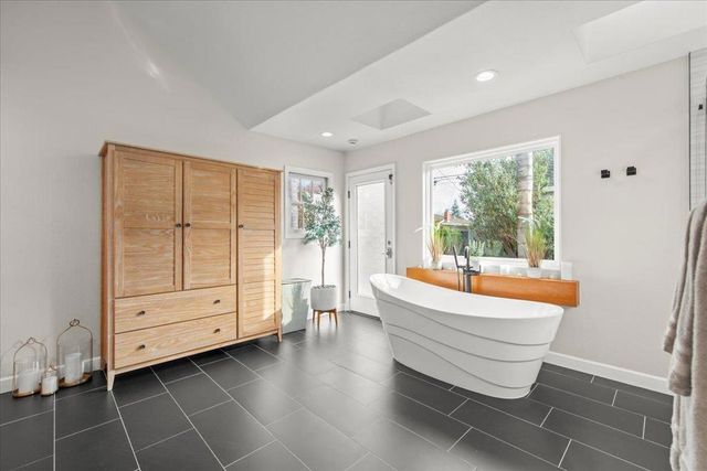 1482 Ridgeley Drive, Campbell, CA 95008