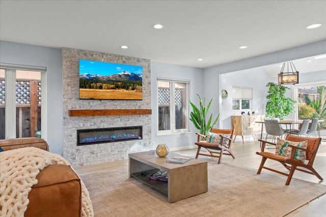 1482 Ridgeley Drive, Campbell, CA 95008