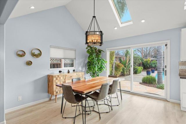 1482 Ridgeley Drive, Campbell, CA 95008