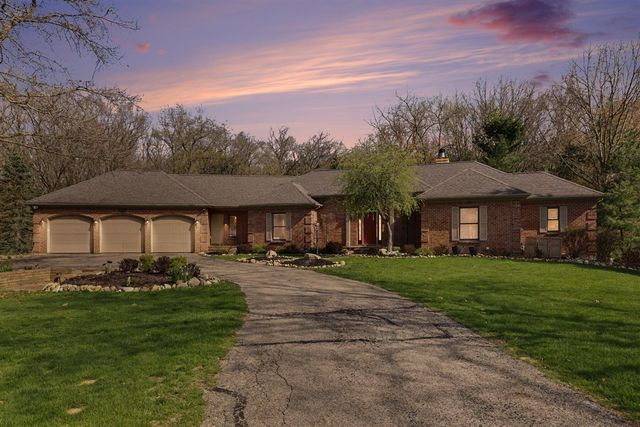 2864 Riverwoods Drive, Rockford, MI 49341