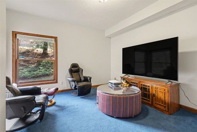 2864 Riverwoods Drive, Rockford, MI 49341