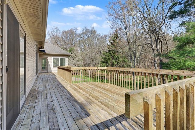 2864 Riverwoods Drive, Rockford, MI 49341