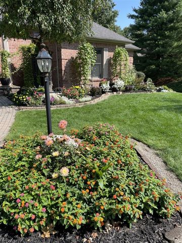 2864 Riverwoods Drive, Rockford, MI 49341