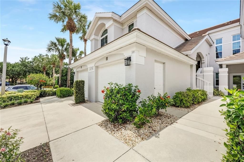 25216 Pelican Creek CIR 201, BONITA SPRINGS, FL 34134 — photo 3