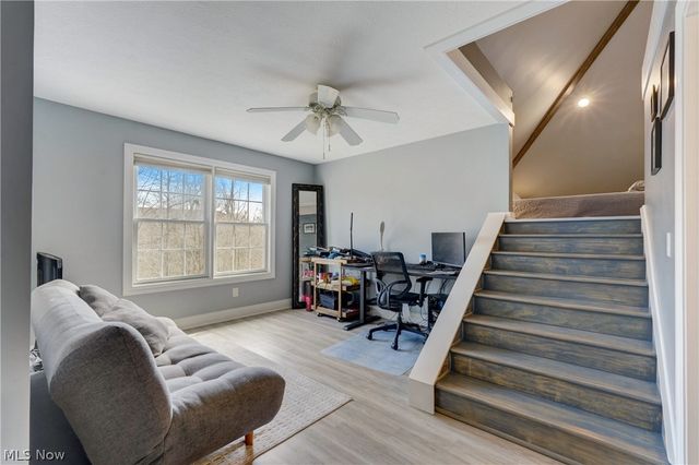 9 River Side Drive, Rocky River, OH 44116