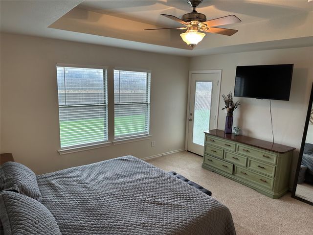 222 Windmill Drive, Justin, TX 76247