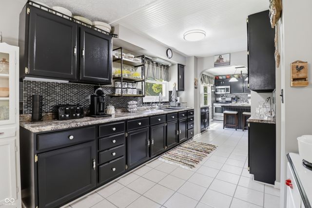 4055 Red Bud Lane, Martinsville, IN 46151