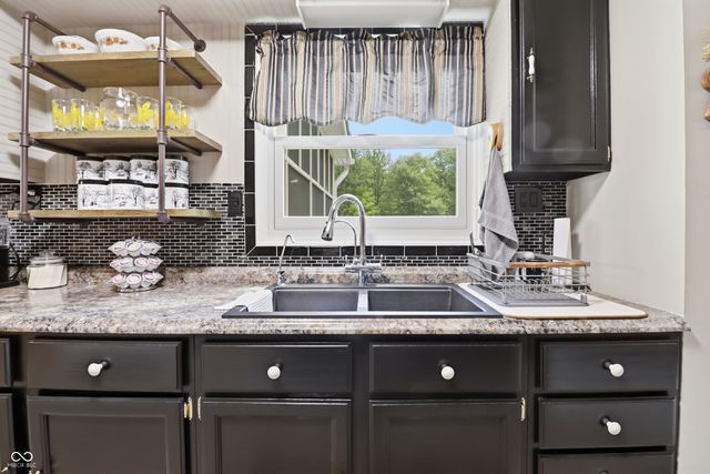 4055 Red Bud Lane, Martinsville, IN 46151