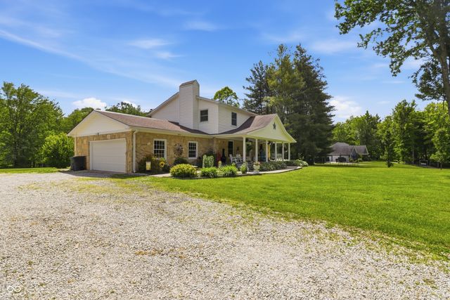 4055 Red Bud Lane, Martinsville, IN 46151