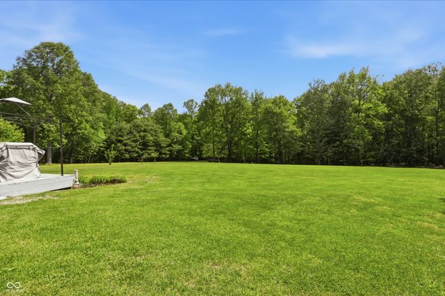 4055 Red Bud Lane, Martinsville, IN 46151