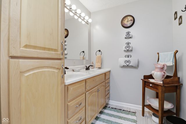 4055 Red Bud Lane, Martinsville, IN 46151
