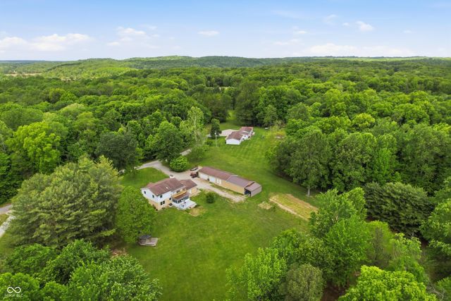 4055 Red Bud Lane, Martinsville, IN 46151