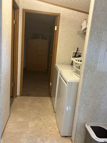 3268 E Rd Trlr 90, Clifton, CO 81520