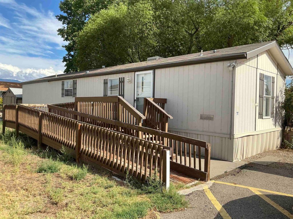 3268 E Rd Trlr 90, Clifton, CO 81520
