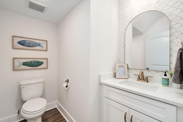 19905 Charlie Claude Drive, Panama City Beach, FL 32413