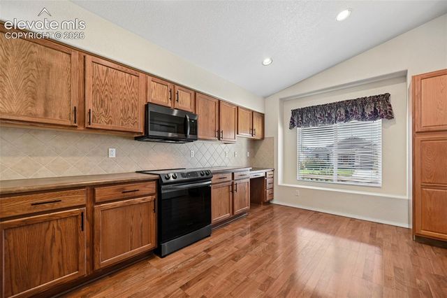 7557 Legend Hill Drive, Colorado Springs, CO 80923