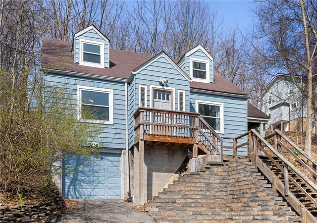 801 Maple Way, Oakmont, PA 15139