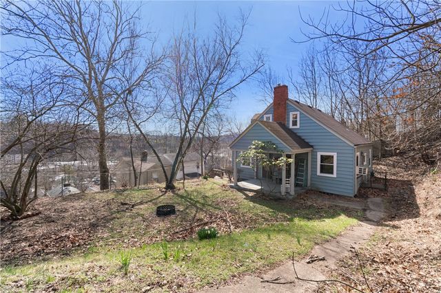 801 Maple Way, Oakmont, PA 15139