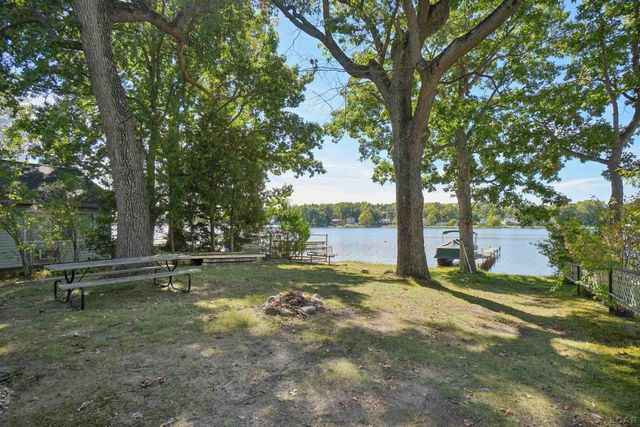 502 Wilbur Avenue, Brooklyn, MI 49230