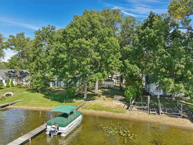 502 Wilbur Avenue, Brooklyn, MI 49230