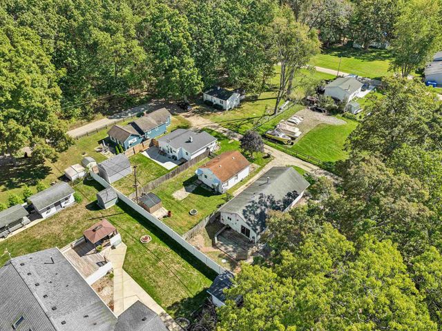 502 Wilbur Avenue, Brooklyn, MI 49230