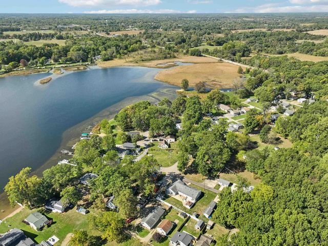 502 Wilbur Avenue, Brooklyn, MI 49230