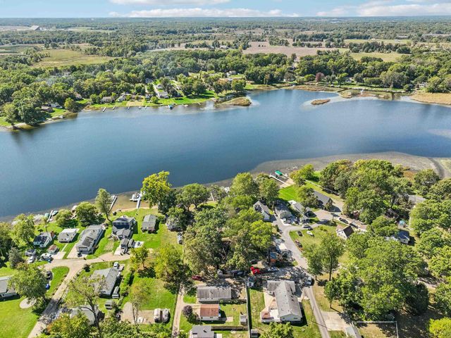 502 Wilbur Avenue, Brooklyn, MI 49230