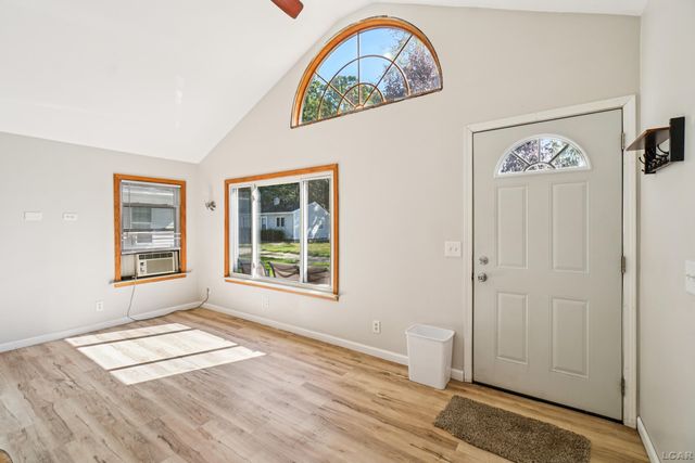 502 Wilbur Avenue, Brooklyn, MI 49230