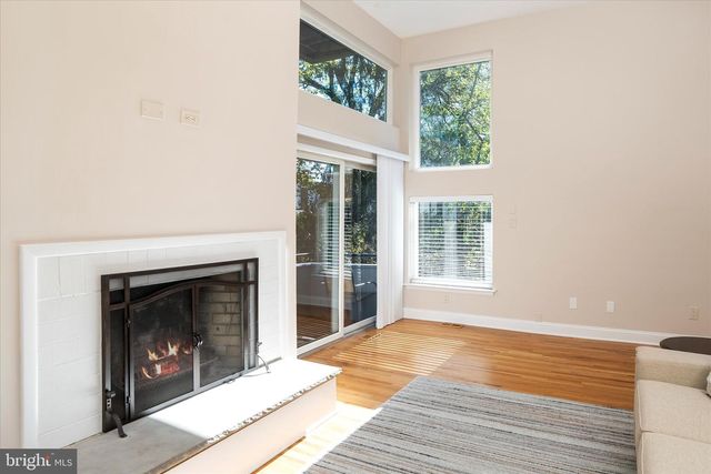 35 RICHARD CT, Princeton, NJ 08540